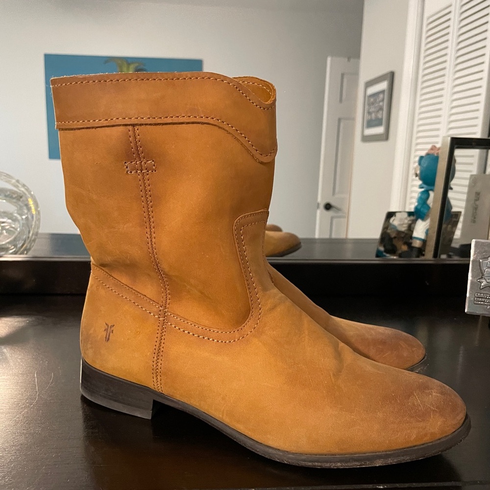 Frye mid calf boot